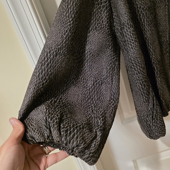 Due Per Due Large Jacket - Picture 2 of 6